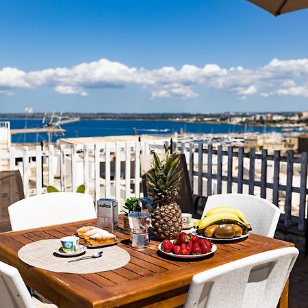 Corte De Maio - Exclusive Terrace - By Click Salento กัลลีโปลี ภายนอก รูปภาพ